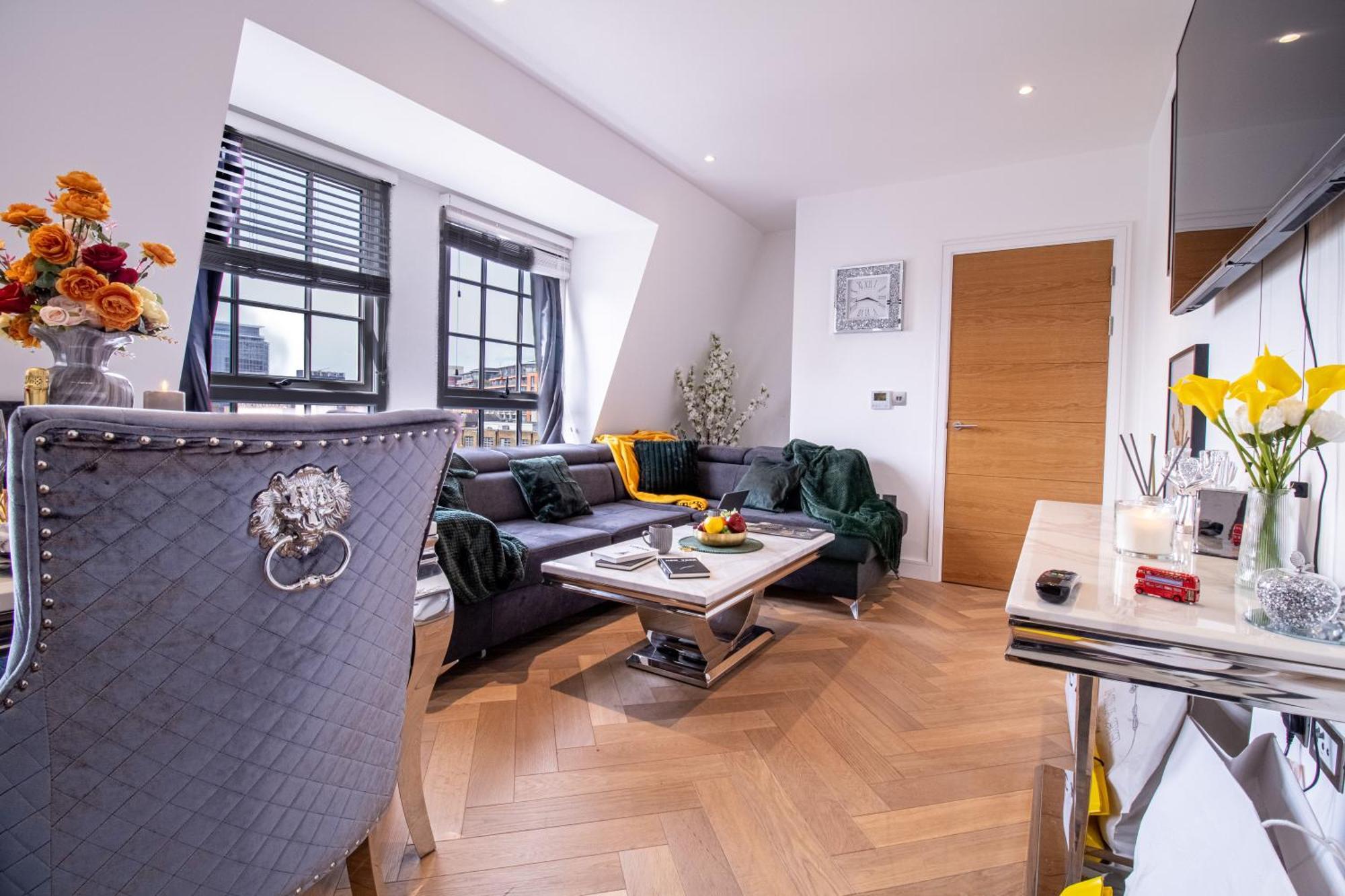 Luxurious 1-Bedroom Penthouse In Marble Arch 71 London Eksteriør billede