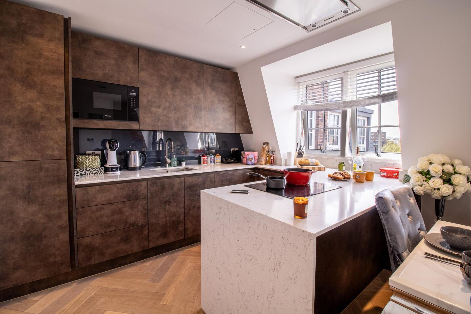Luxurious 1-Bedroom Penthouse In Marble Arch 71 London Eksteriør billede